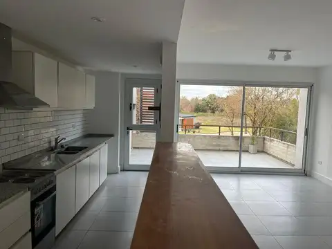 Departamento 3 ambientes con 2 baños