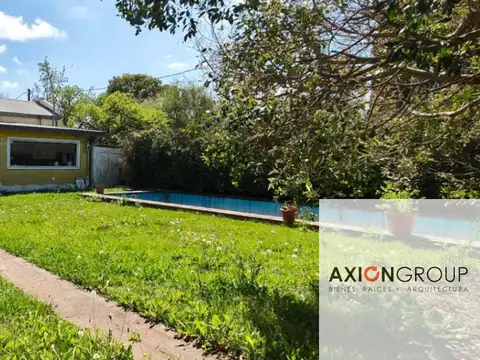 471 Esq 21 A-Casa a remodelar 3 dormitorios, parque y pileta, City Bell