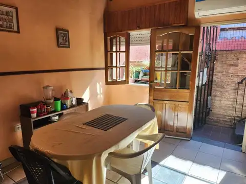 Depto Tipo Casa 4 ambientes con 1 baño