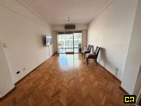 Rosario 700, Piso 8