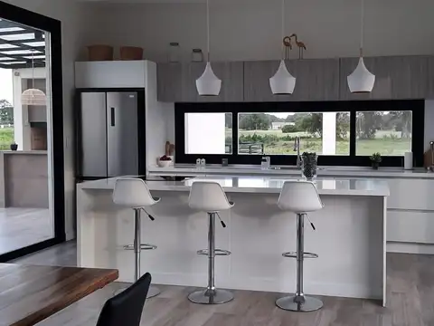 Casa en Alquiler de 3 dormitorios