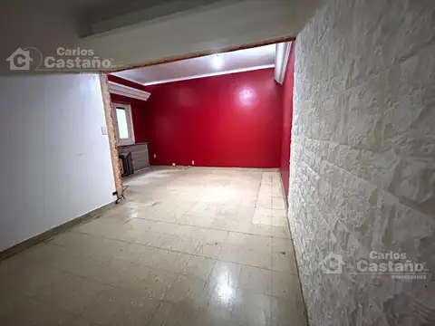 Depto Tipo Casa en Alquiler de 2 dormitorios