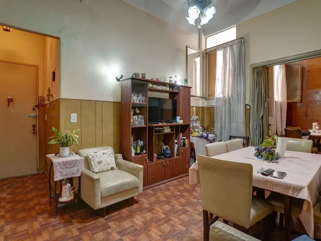 Avenida Caseros 4000