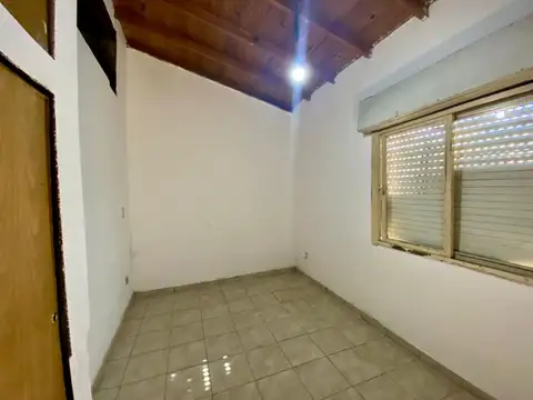 Depto Tipo Casa 2 ambientes con 1 baño