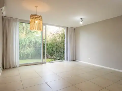 Departamento en Venta en Villa Los Remeros, USD 135.000