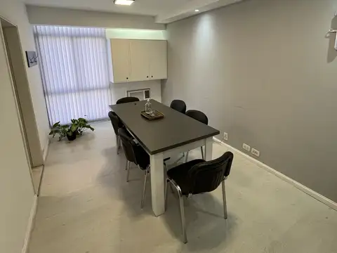 Oficina en Alquiler en Martin, $ 700.000