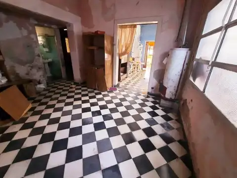 Casa 3 ambientes con 1 baño