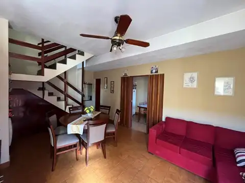 Depto Tipo Casa en Venta de 3 ambientes