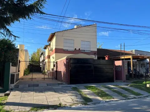 PH en Venta en Castelar Sur, Castelar