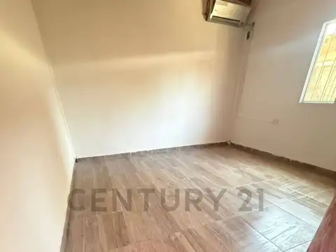 PH 2 Ambientes con patio en alquiler