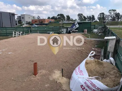 Terreno en Venta de 981,0 m2