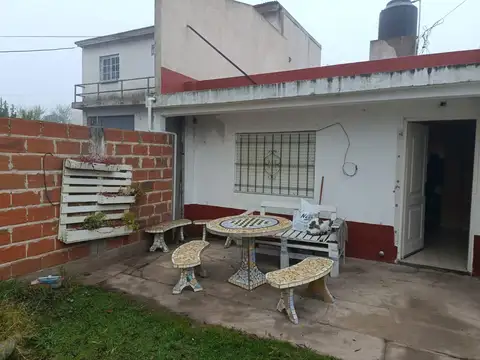Casa en Alquiler en Virrey del Pino, $ 400.000