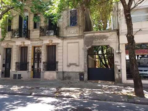 Departamento de pasillo.-