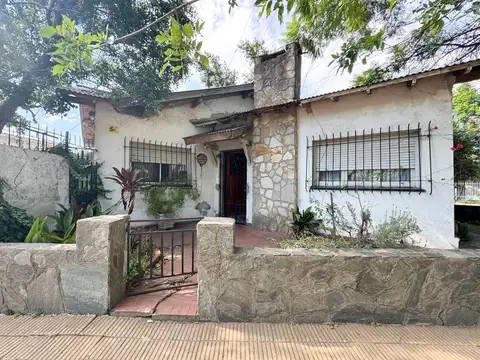 CASA 3 AMBIENTES - SAN ANTONIO DE PADUA