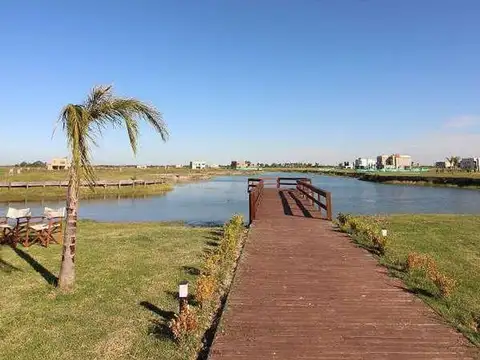 Sargento Cabral 6100 -lagos De Canning