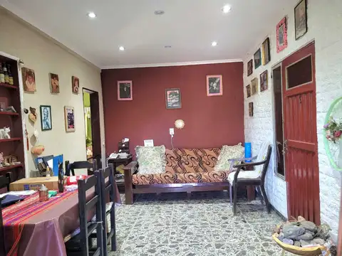 Casa en Venta con 1 cochera