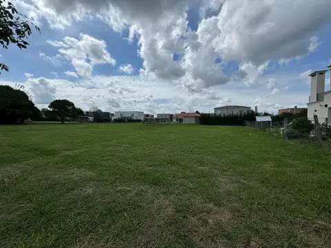 Terreno en Venta 40  mts Fondo