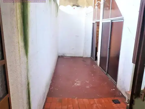 Depto Tipo Casa en Venta 40 años