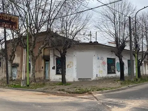 EXCELENTE LOTE EN ESQUINA