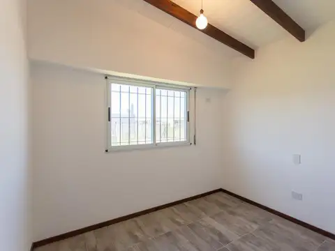 Casa 4 ambientes con 1 baño