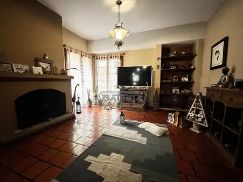 Casa en Venta en Villa Sarmiento, USD 260.000