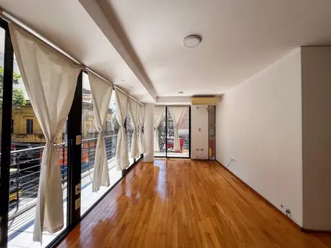 Departamento 4 ambientes con 2 baños