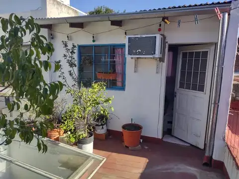Depto Tipo Casa en Venta en Parque Avellaneda, USD 75.000