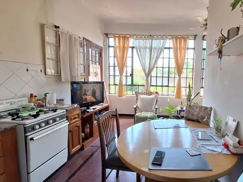 VENTA PH 3 AMB CON JARDÍN EN BERNAL, PCIA DE BS AS