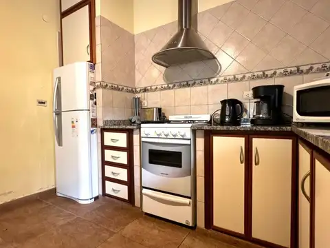 Venta casa 3 amb en Aguas Verdes con parque y galería