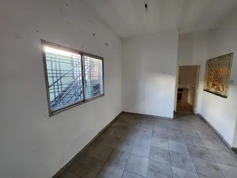 Departamento 4 amb. planta baja