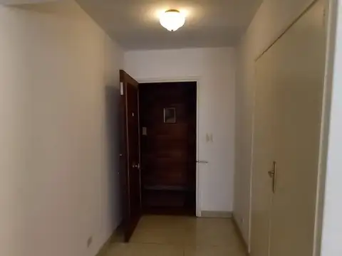 Ciudad De La Paz 1500, Piso 3