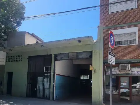 GALPON Y LOCAL SOBRE LOTE 9.05 X 45 METROS