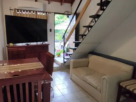 Depto Tipo Casa en Alquiler de 1 dormitorio