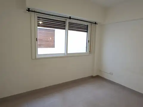 Dto 2 amb - Lavadero separado - EXCELENTE ESTADO