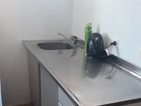 HIPOLITO YRIGOYEN 100, Piso 3