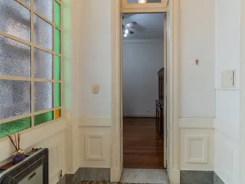 Venta departamento 3 ambientes mas estudio y patio