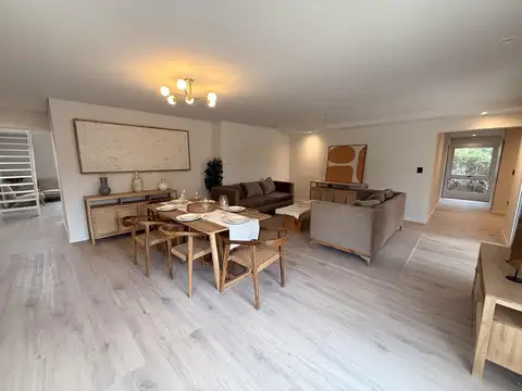 Casa en venta Miraflores   Funes Hills