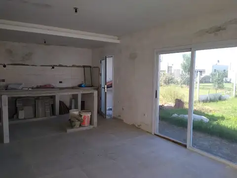 Casa en Venta en Villa Elvira [Cod: 161-13588]