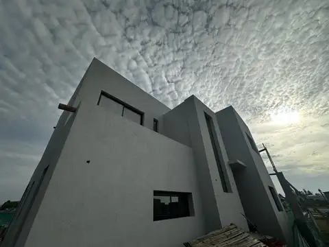 Casa en venta en Santa Elisa Pilar del Este | VCO Propiedades