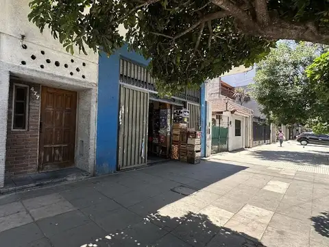 Avenida Olivera 400, Piso 1