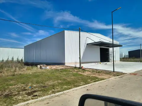 Galpón en Melchor Romero