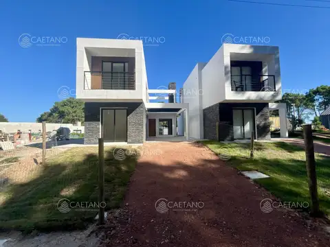 Venta casa 3 dormitorios. Parque Burnet, Maldonado 