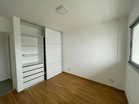 Departamento en Alquiler en Terminal de Ómnibus, $ 530.000
