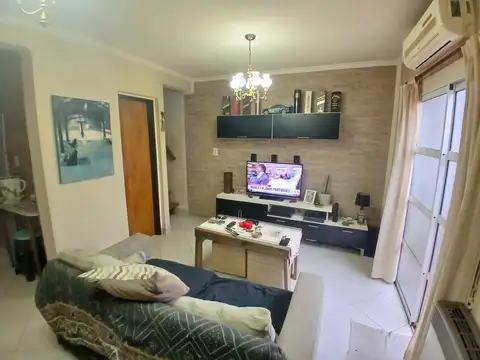 Depto Tipo Casa en Venta al Suroeste