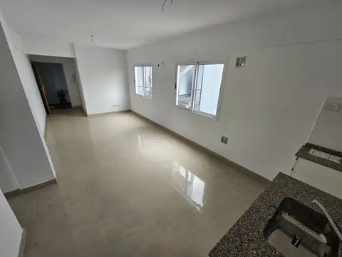 Departamento en Venta en Villa Luzuriaga, USD 50.000