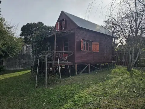 VENTA | Cabaña de madera sobre amplio terreno de 736m2! Quinto Cuartel- Victoria, Entre Ríos
