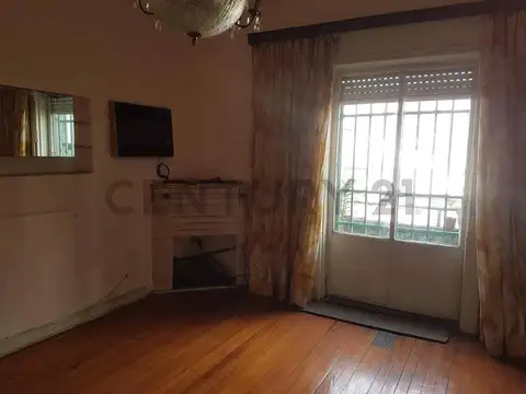 Rojas 139100, Piso 0