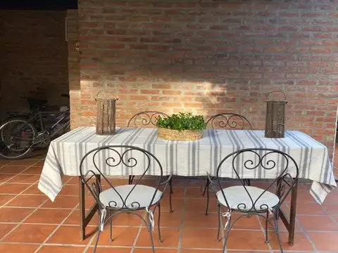 VENTA DE CASA  3 dormitorios toda PB