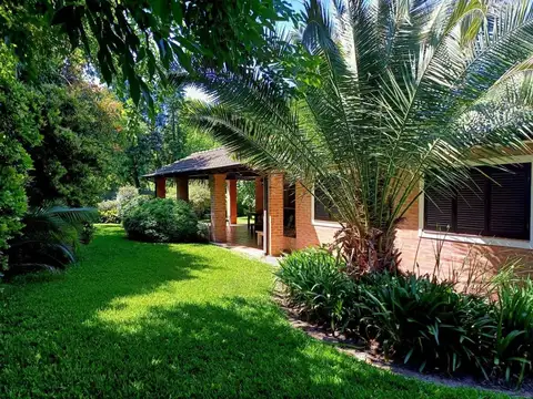 Pilar Village, Chubut 700