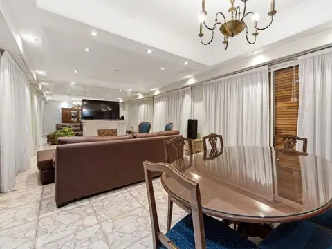 Depto Tipo Casa 5 ambientes con 3 baños
